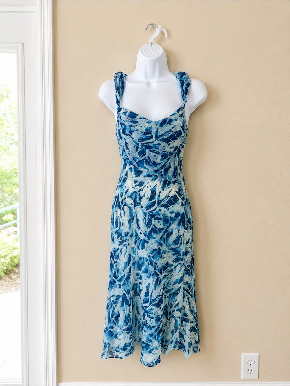 Diane Von Furstenberg Blue Abstract Midi Dress